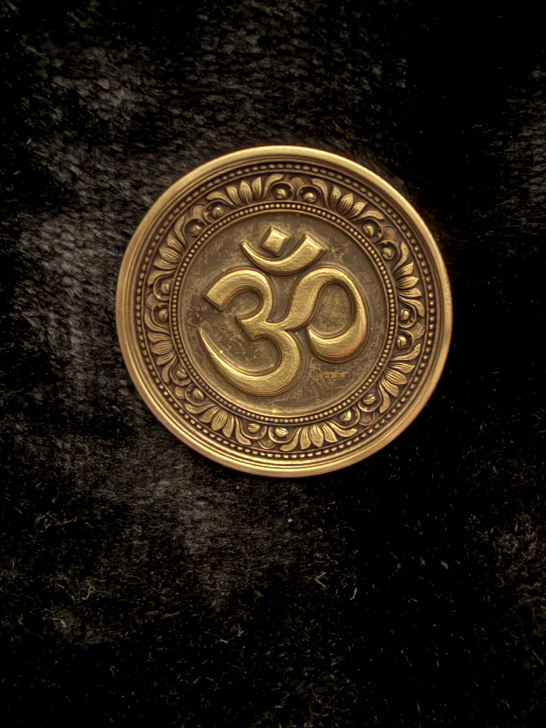 Om & Lotus Flower Coin | Double-Sided Meditation Token | Bronze Spiritual Coin for Mindfulness, Balance