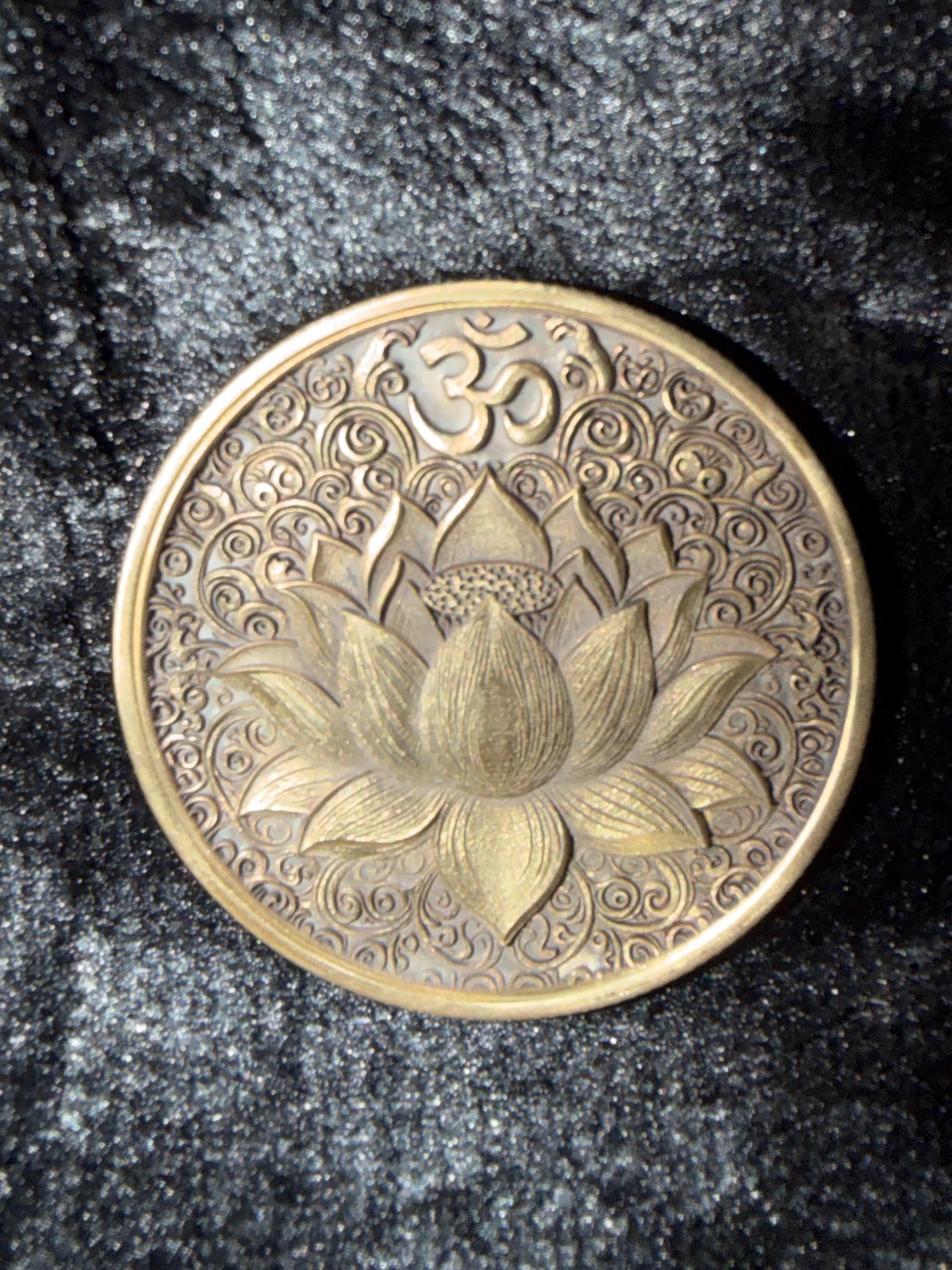 Om & Lotus Flower Coin | Double-Sided Meditation Token | Bronze Spiritual Coin for Mindfulness, Balance