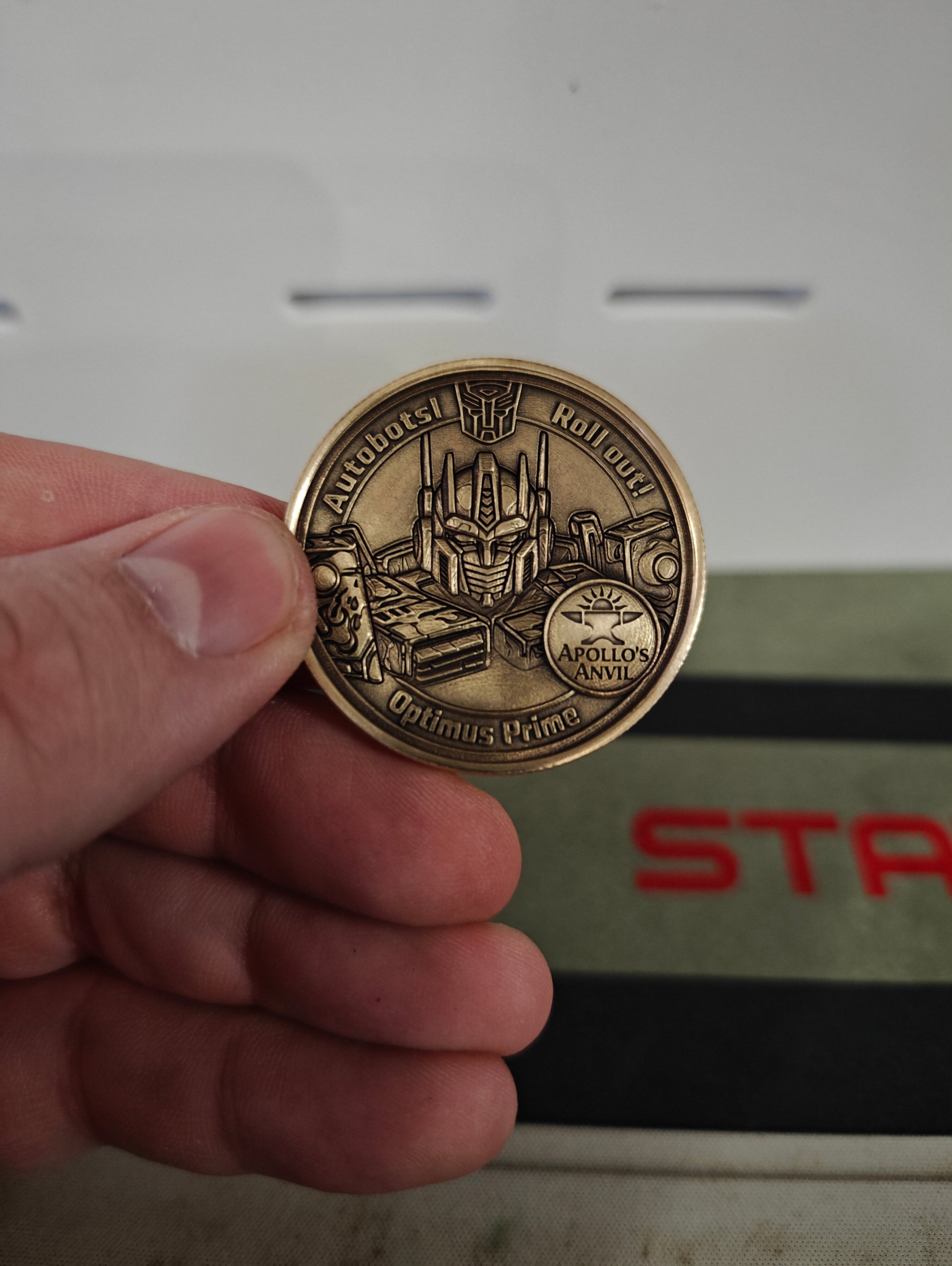 Heroic Robot Leader Coin – Dual-Sided Bronze Collectible | 40mm Handcrafted Sci-Fi Medallion | Robot Collector Gift | Apollo’s Anvil